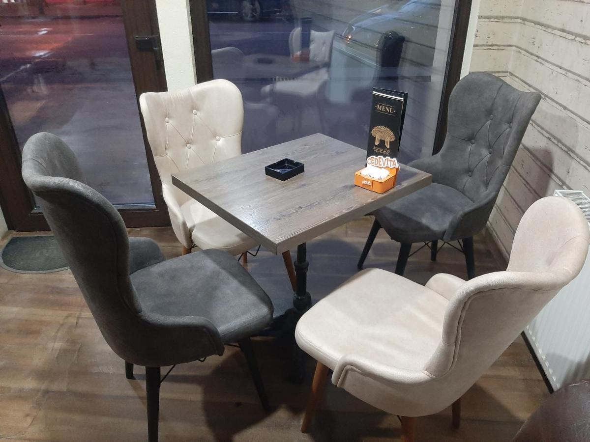 Bed&Breakfast Intermezzo Caffe Kikinda Exterior foto