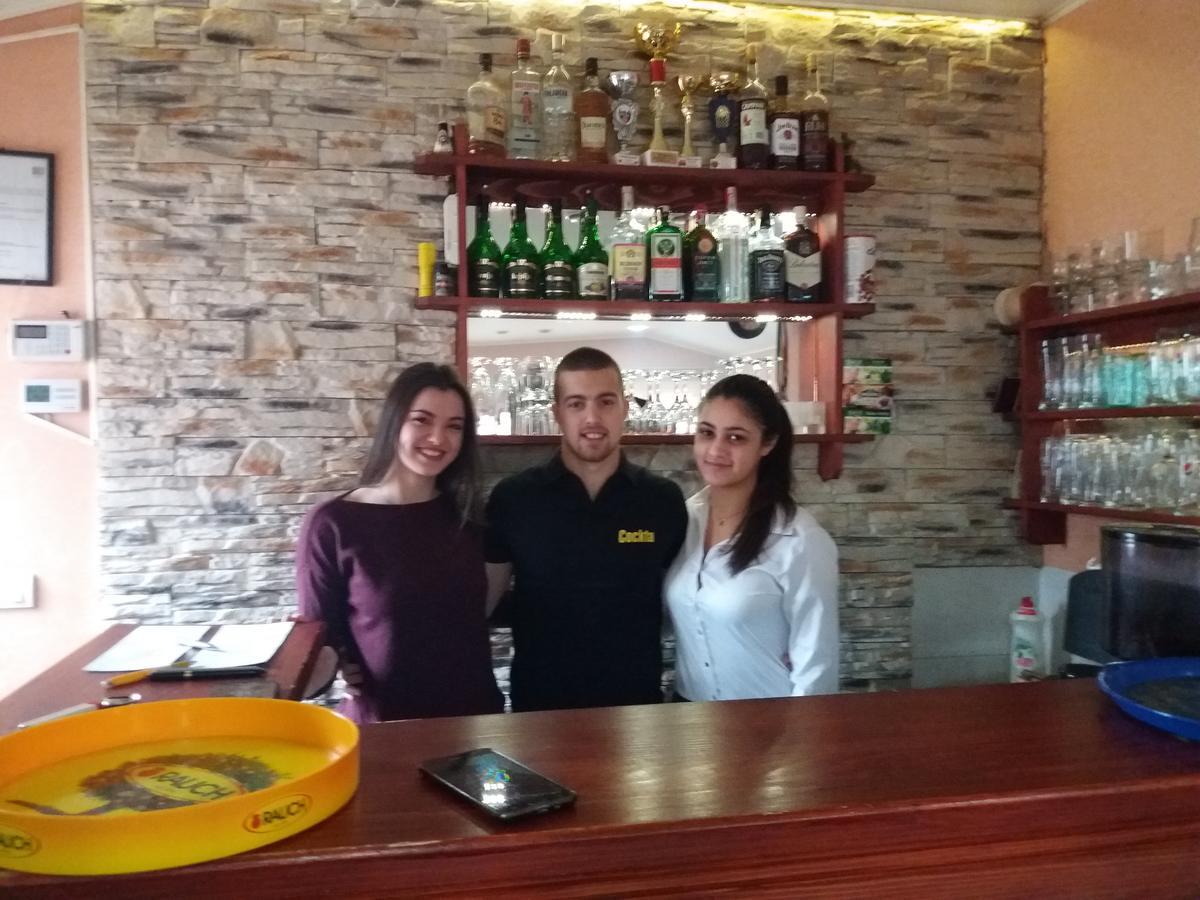 Bed&Breakfast Intermezzo Caffe Kikinda Exterior foto
