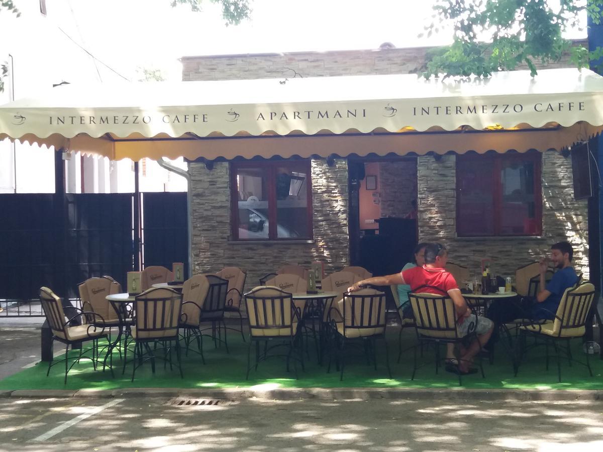 Bed&Breakfast Intermezzo Caffe Kikinda Exterior foto